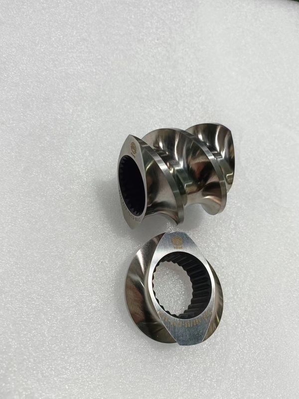 Elemento de parafuso de 40 mm que incorpora a técnica de polir de areia, proporcionando confiabilidade na indústria pesada