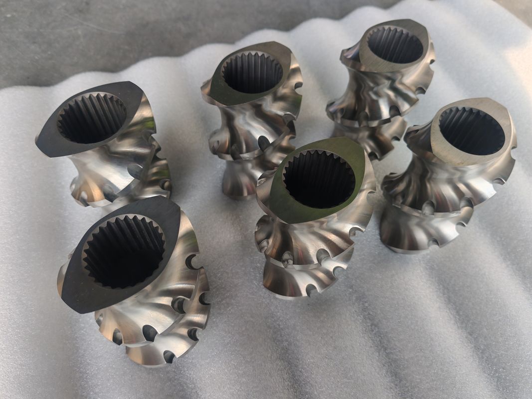 Elementos de rosca de extrusora de dupla rosca para mistura e transporte superiores para resultados precisos