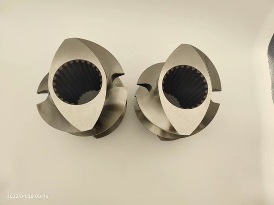 Parafusos de extrusão de parafusos duplos W6Mo5Cr4V2 / 38CrMoAla / HIP para máquinas WP e STS
