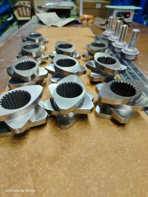 DIN Standard WR14 Partes de extrusora de parafuso duplo Elementos de parafuso de extrusora
